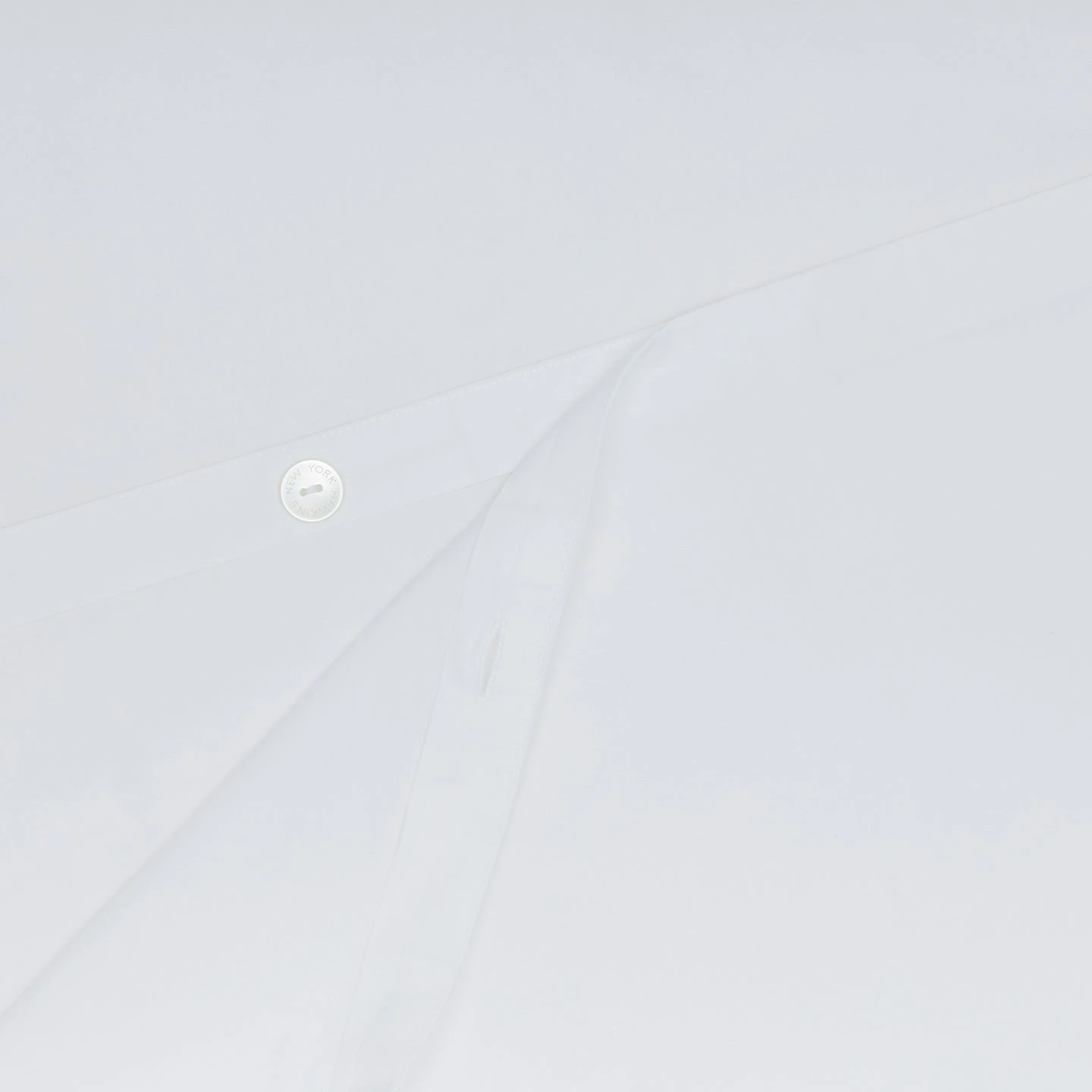 Essential Percale Duvet - White 2 Essential Percale Duvet - White - Image 2