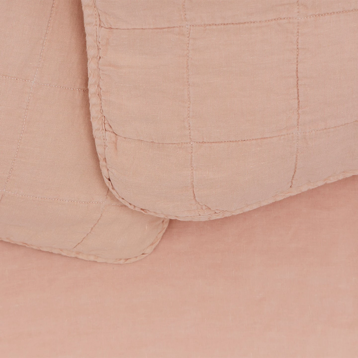 Simple Linen Quilted Shams, Set Of 2 - Blush 2 Simple Linen Quilted Shams, Set Of 2 - Blush - Image 2