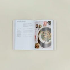 Penguin Random House Super Natural Simple Book -Home Furnishing Store BOK.SUPERNATURAL b