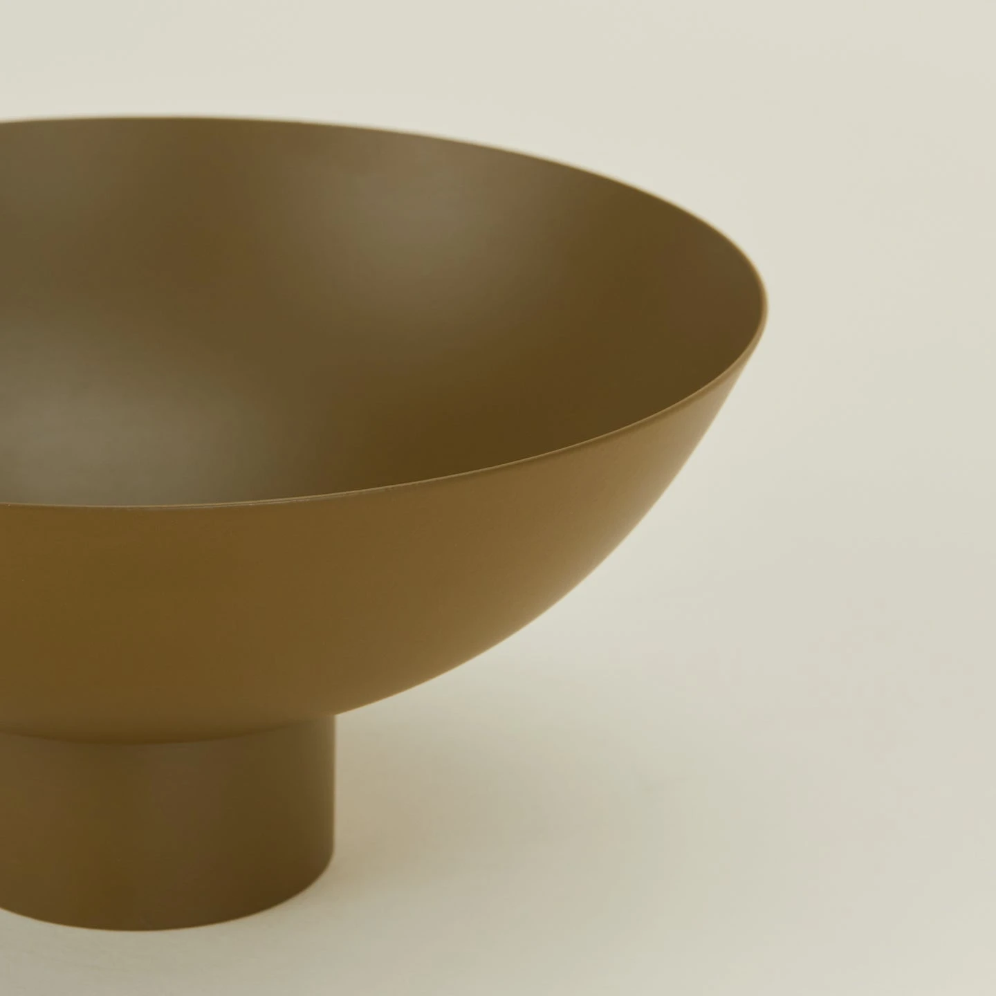 Essential Footed Bowl - Olive 3 Essential Footed Bowl - Olive - Image 3