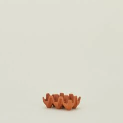 KIKKERLAND Terracotta Egg Holder -Home Furnishing Store KKL.500.70.001.770 d 42b6afe7 dfe8 4a04 b45c b8cde246f7a4