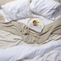 Simple Linen Fitted Sheet - Flax -Home Furnishing Store SS20 Day13405