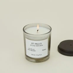 Frama Scented Candle - St. Pauls -Home Furnishing Store frama scented candle st pauls detail FMA.100.40.001.STP